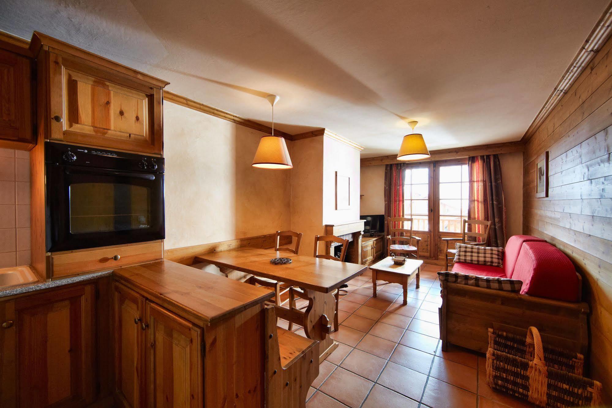 Cgh Residences & Spas Les Chalets Du Soleil Authentiques 생마르탱 드 벨빌 외부 사진